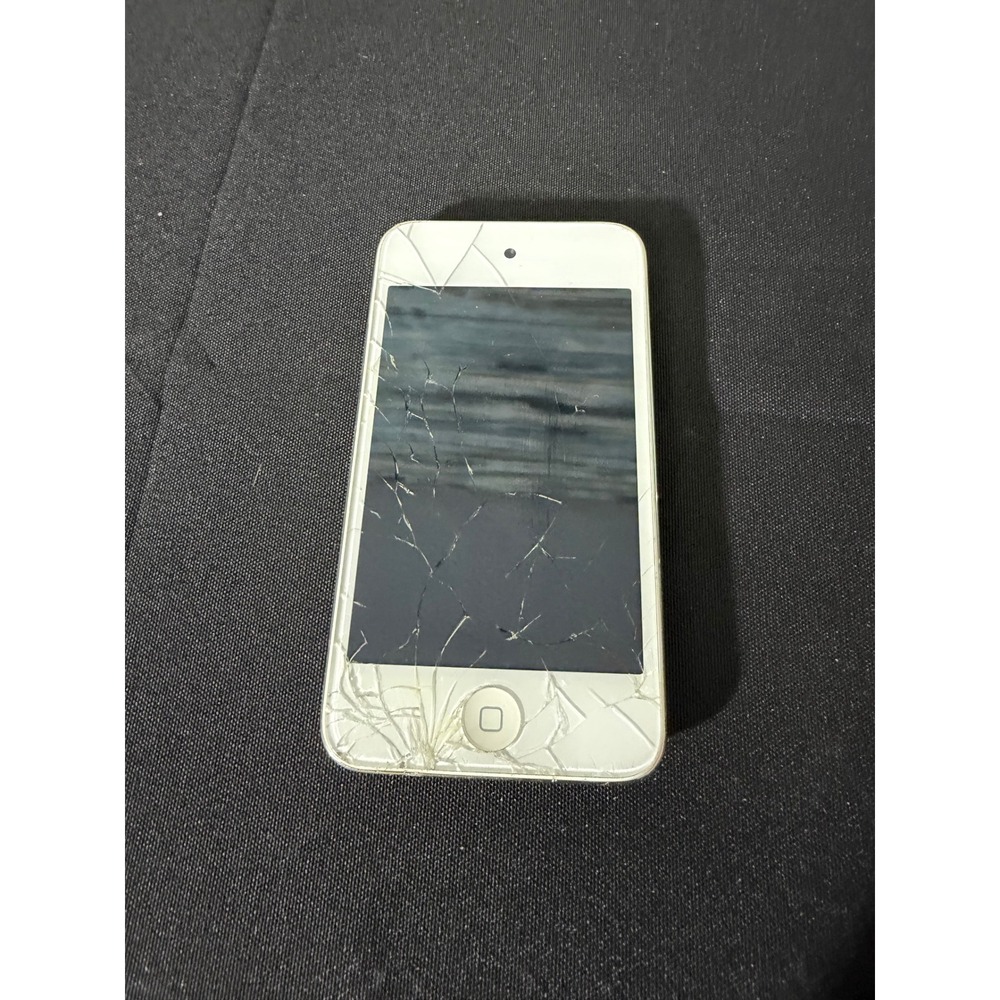 Apple iPod Touch 4th Gen 8GB White Fair Cracked Screen A1367 For Parts‎